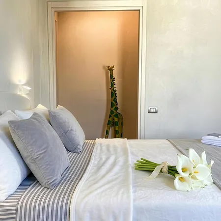 Signature Design & Panoramic Views *