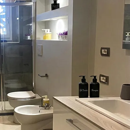 Signature Design & Panoramic Views Daire Montecatini Terme