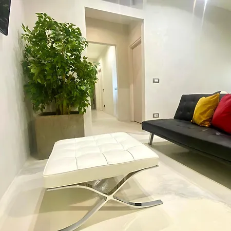 Signature Design & Panoramic Views *