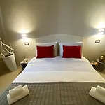 Charming Chic Design