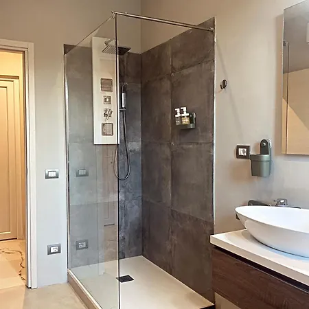 Apartment Charming Chic Design *