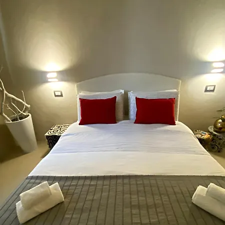 Charming Chic Design