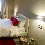 Charming Chic Design Apartment *